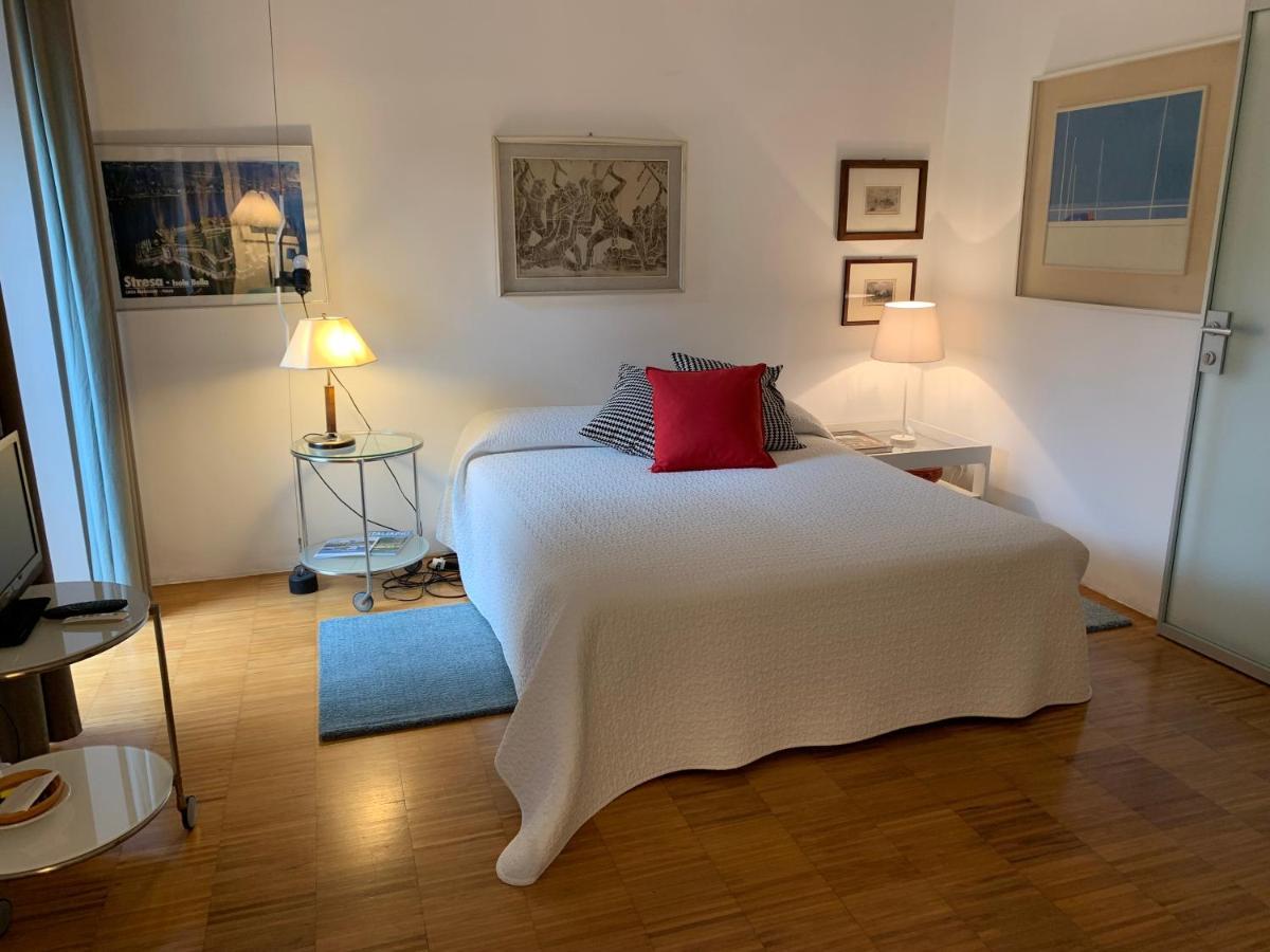 Casabella-Lago Maggiore Lesa Bagian luar foto